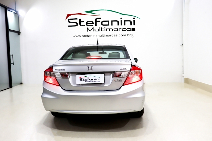 Foto do veículo HONDA CIVIC 1.8 LXL 16V FLEX 4P MANUAL 2013 97.327 KM 65.990,00