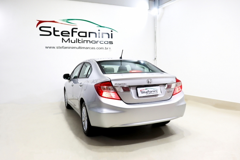 Foto do veículo HONDA CIVIC 1.8 LXL 16V FLEX 4P MANUAL 2013 97.327 KM 65.990,00