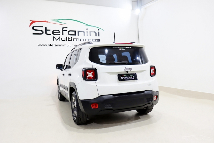Foto do veículo JEEP RENEGADE 1.8 16V FLEX 4P AUTOMÁTICO 2017 74.227 KM 67.990,00