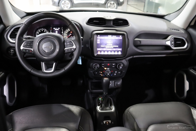 Foto do veículo JEEP RENEGADE 1.8 16V FLEX LONGITUDE 4P AUTOMÁTICO 2021 90.832 KM 81.990,00