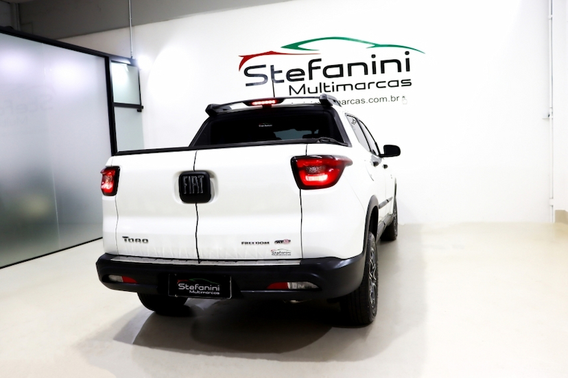 Foto do veículo FIAT TORO 2.4 16V MULTIAIR FLEX FREEDOM AT9 2018 86.455 KM 87.990,00