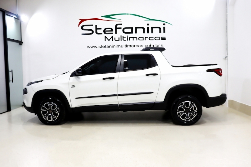 Foto do veículo FIAT TORO 2.4 16V MULTIAIR FLEX FREEDOM AT9 2018 86.455 KM 87.990,00