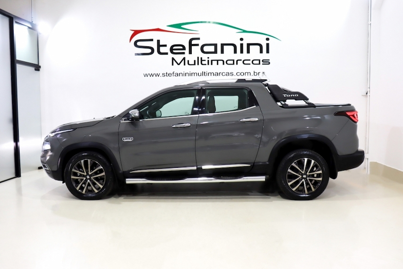Foto do veículo FIAT TORO 2.0 16V TURBO DIESEL RANCH 4WD AT9 2023 910 KM 171.990,00
