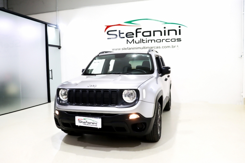 Foto do veículo JEEP RENEGADE 1.8 16V FLEX 4P AUTOMÁTICO 2021 71.307 KM 77.990,00