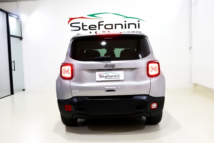 Foto do veículo JEEP RENEGADE 1.8 16V FLEX 4P AUTOMÁTICO 2021 71.307 KM 77.990,00