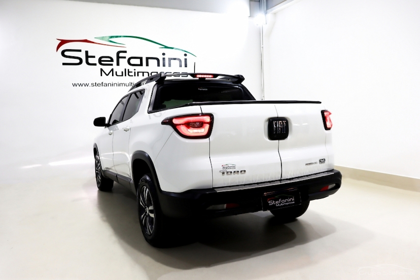 Foto do veículo FIAT TORO 2.0 16V TURBO DIESEL FREEDOM 4WD AT9 2022 104.051 KM 117.990,00
