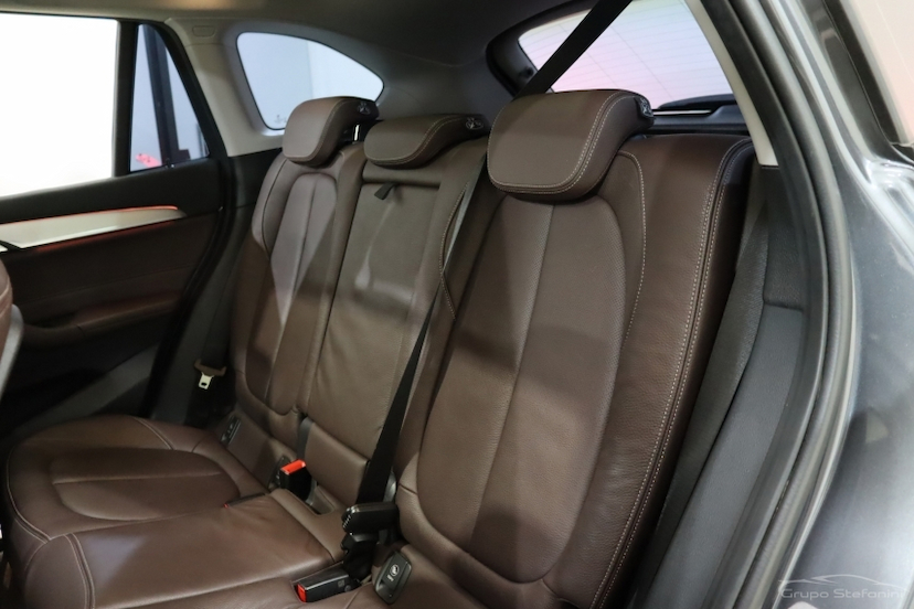 Foto do veículo BMW X1 2.0 16V TURBO ACTIVEFLEX SDRIVE20I X-LINE 4P AUTOMÁTICO 2022 61.595 KM 194.990,00
