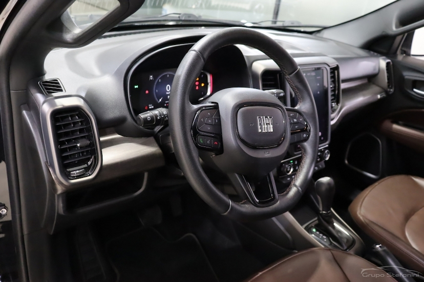 Foto do veículo FIAT TORO 2.0 16V TURBO DIESEL RANCH 4WD AT9 2024 22.591 KM 174.990,00