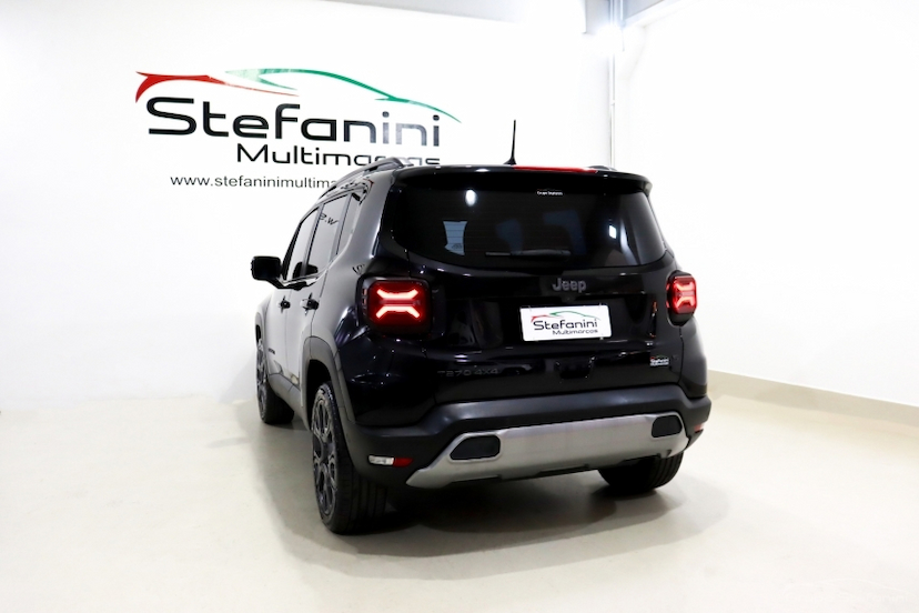 Foto do veículo JEEP RENEGADE 1.3 T270 TURBO FLEX S 4X4 AT9 2022 46.703 KM 118.990,00
