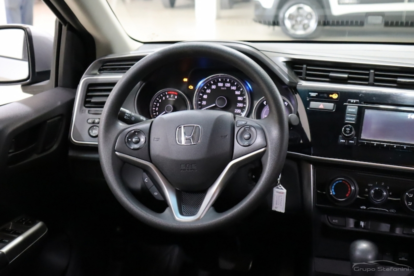 Foto do veículo HONDA CITY 1.5 PERSONAL 16V FLEX 4P AUTOMÁTICO 2019 67.229 KM 81.990,00