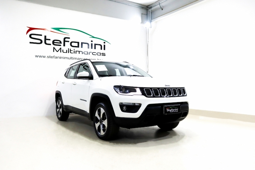 Foto do veículo JEEP COMPASS 2.0 16V DIESEL LONGITUDE 4X4 AUTOMÁTICO 2018 68.913 KM 101.990,00