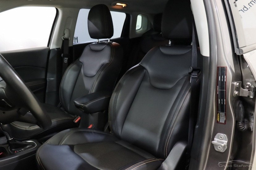 Foto do veículo JEEP COMPASS 2.0 16V FLEX SPORT AUTOMÁTICO 2021 70.971 KM 100.990,00