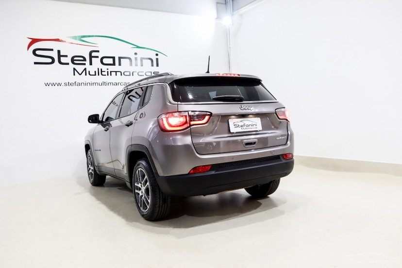 Foto do veículo JEEP COMPASS 2.0 16V FLEX SPORT AUTOMÁTICO 2021 70.971 KM 100.990,00
