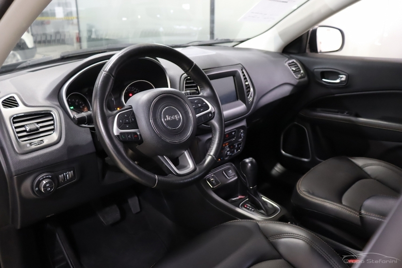 Foto do veículo JEEP COMPASS 2.0 16V FLEX SPORT AUTOMÁTICO 2021 70.971 KM 100.990,00