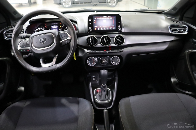 Foto do veículo FIAT ARGO 1.3 FIREFLY FLEX TREKKING CVT 2023 30.264 KM 87.990,00