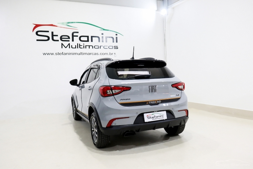 Foto do veículo FIAT ARGO 1.3 FIREFLY FLEX TREKKING CVT 2023 30.264 KM 87.990,00