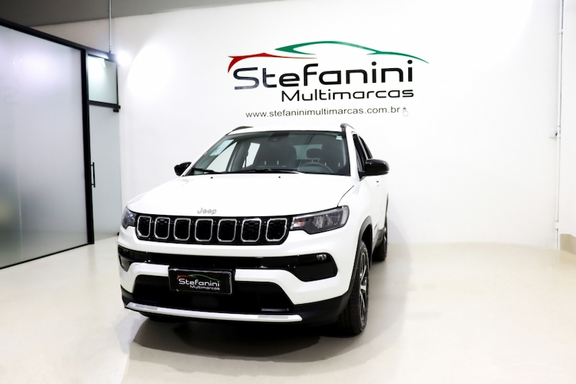 Foto do veículo JEEP COMPASS 1.3 T270 TURBO FLEX LONGITUDE AT6 2025 847 KM 179.990,00