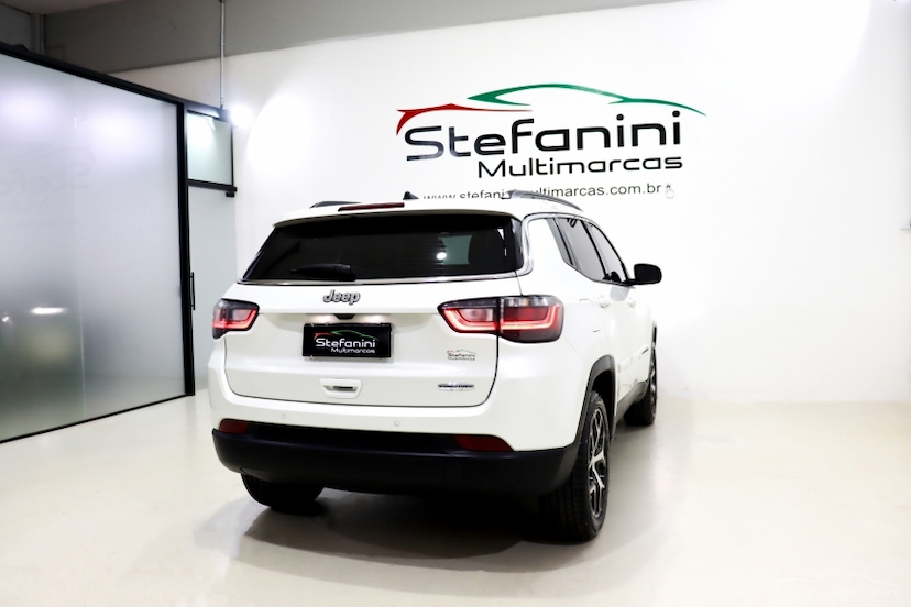 Foto do veículo JEEP COMPASS 1.3 T270 TURBO FLEX LONGITUDE AT6 2025 847 KM 179.990,00