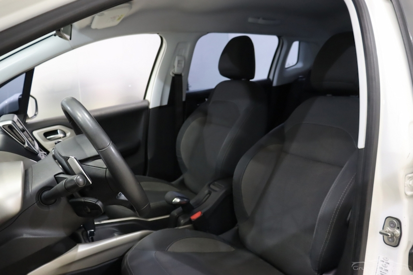 Foto do veículo PEUGEOT 2008 1.6 16V FLEX ALLURE 4P AUTOMÁTICO 2017 63.625 KM 59.990,00