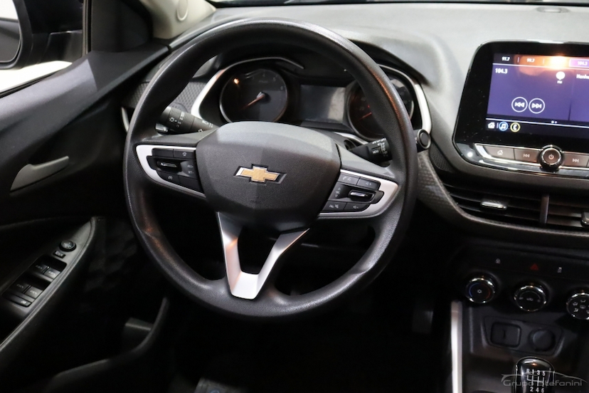 Foto do veículo CHEVROLET ONIX 1.0 FLEX LT MANUAL 2022 64.717 KM 63.990,00