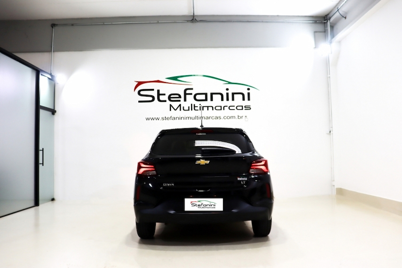 Foto do veículo CHEVROLET ONIX 1.0 FLEX LT MANUAL 2022 64.717 KM 63.990,00