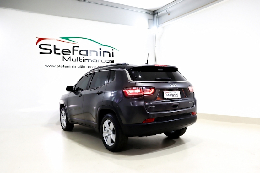Foto do veículo JEEP COMPASS 1.3 T270 TURBO FLEX SPORT AT6 2022 76.461 KM 108.990,00