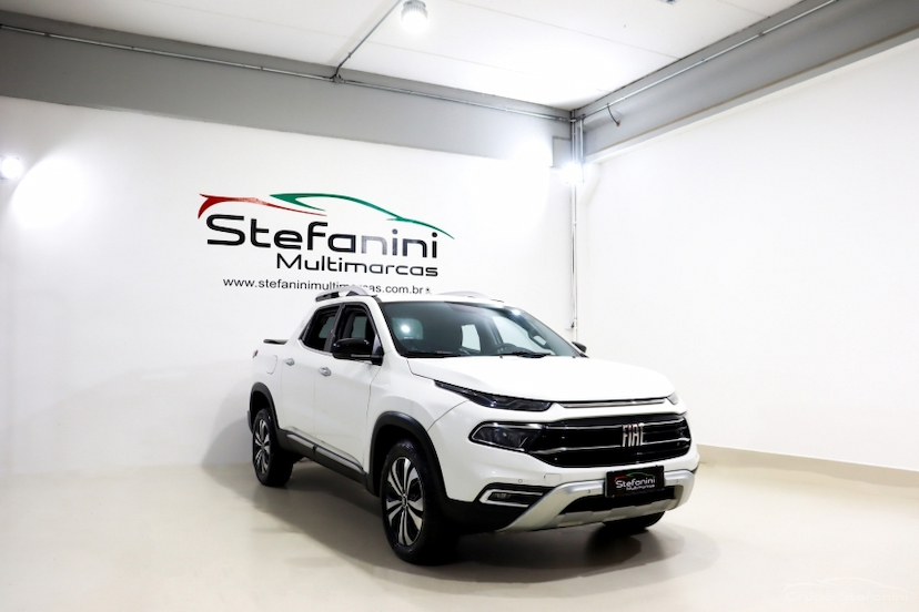 Foto do veículo FIAT TORO 2.0 16V TURBO DIESEL VOLCANO 4WD AT9 2022 105.000 KM 122.990,00