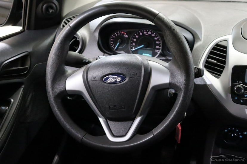 Foto do veículo FORD KA 1.0 TI-VCT FLEX SE MANUAL 2021 62.882 KM 51.990,00