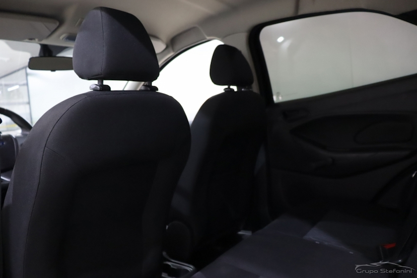 Foto do veículo FORD KA 1.0 TI-VCT FLEX SE MANUAL 2021 62.882 KM 51.990,00