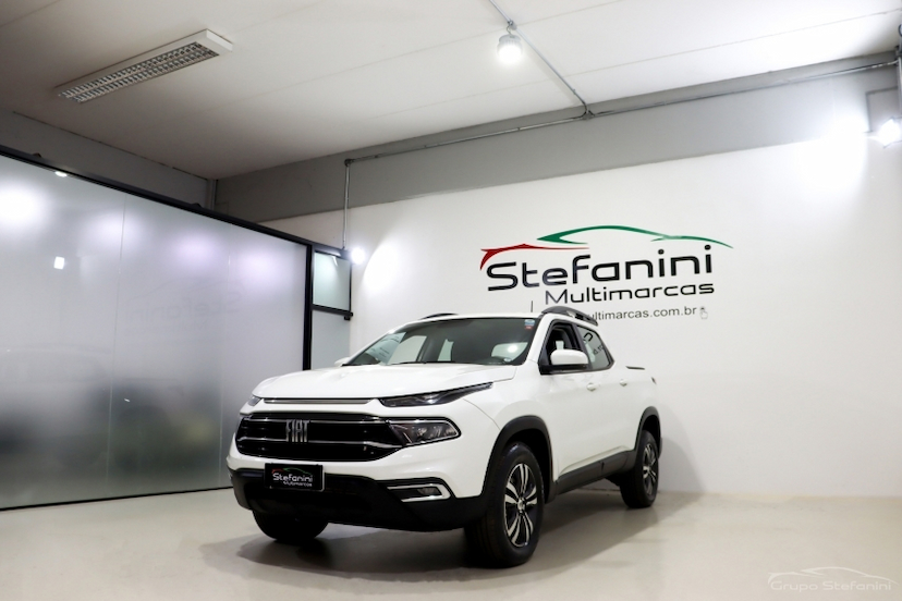Foto do veículo FIAT TORO 2.0 16V TURBO DIESEL FREEDOM 4WD AT9 2022 110.554 KM 117.990,00