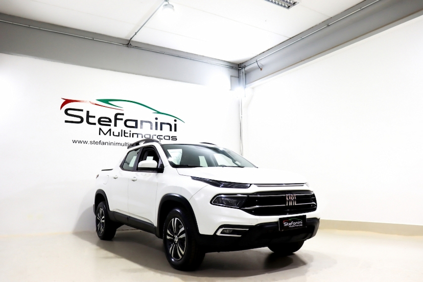 Foto do veículo FIAT TORO 2.0 16V TURBO DIESEL FREEDOM 4WD AT9 2022 110.554 KM 117.990,00