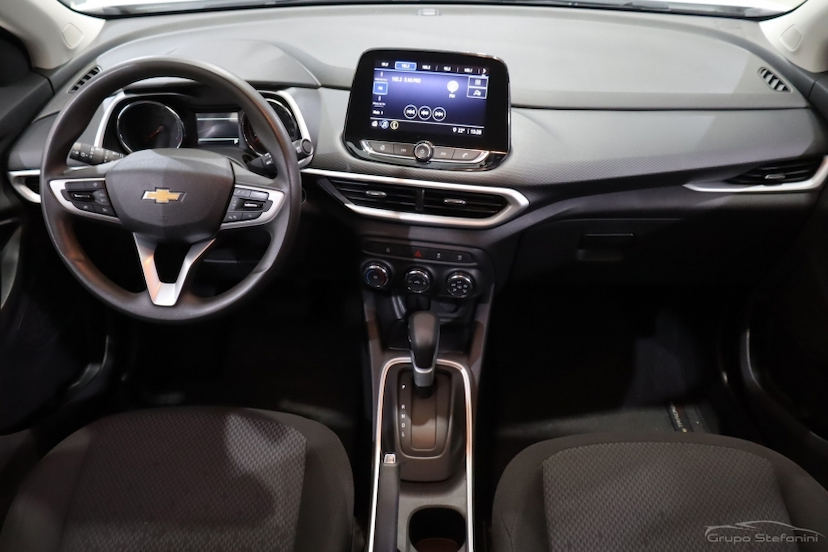 Foto do veículo CHEVROLET TRACKER 1.0 TURBO FLEX AUTOMÁTICO 2021 70.931 KM 90.990,00