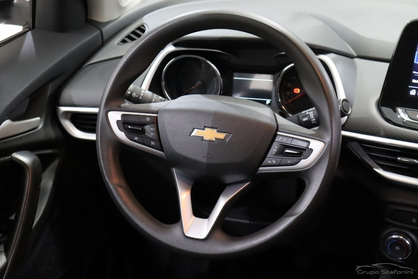 Foto do veículo CHEVROLET TRACKER 1.0 TURBO FLEX AUTOMÁTICO 2021 70.931 KM 90.990,00
