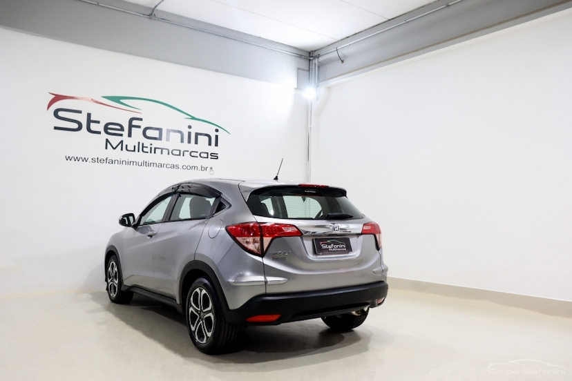 Foto do veículo HONDA HR-V 1.8 16V FLEX LX 4P AUTOMÁTICO 2016 102.725 KM 76.990,00