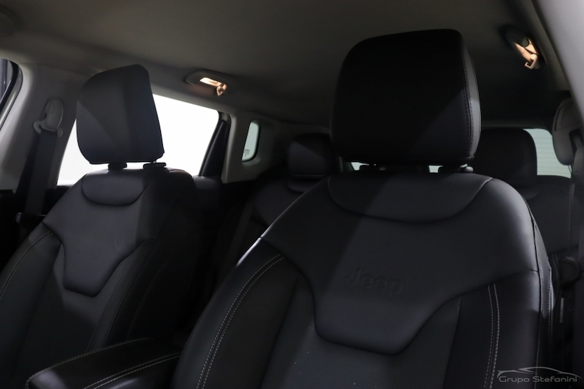 Foto do veículo JEEP COMPASS 1.3 T270 TURBO FLEX LONGITUDE AT6 2025 6.010 KM 176.990,00