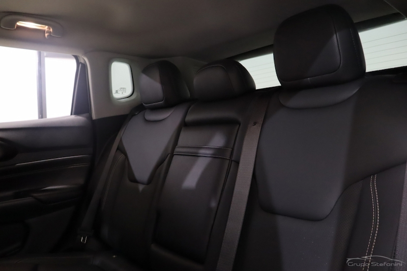 Foto do veículo JEEP COMPASS 1.3 T270 TURBO FLEX LONGITUDE AT6 2025 6.010 KM 176.990,00