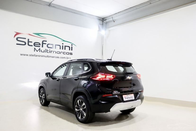 Foto do veículo CHEVROLET TRACKER 1.2 TURBO FLEX PREMIER AUTOMÁTICO 2022 108.672 KM 110.990,00
