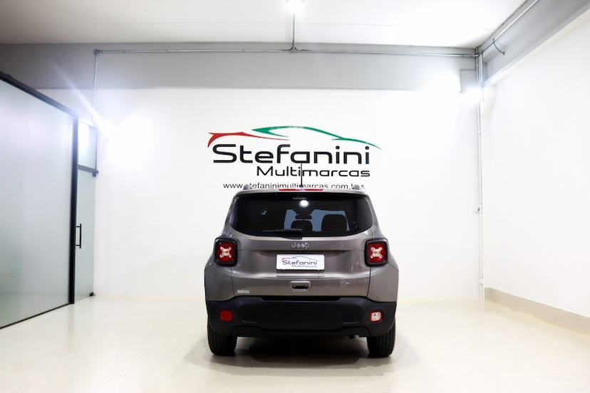Foto do veículo JEEP RENEGADE 1.8 16V FLEX 4P AUTOMÁTICO 2021 32.600 KM 77.990,00