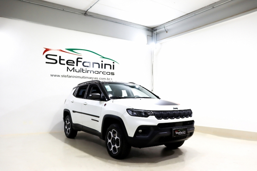 Foto do veículo JEEP COMPASS 2.0 TD350 TURBO DIESEL TRAILHAWK AT9 2022 38.175 KM 157.990,00
