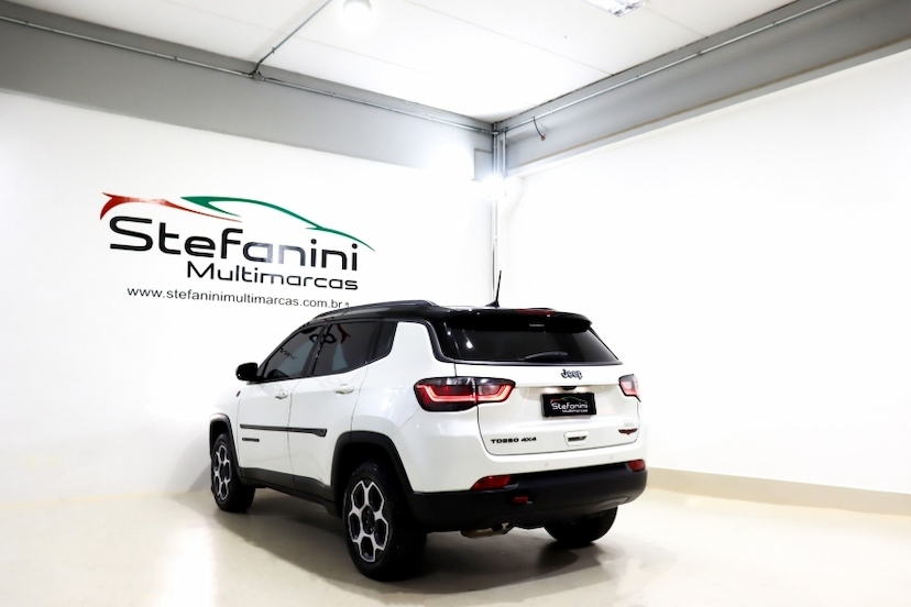Foto do veículo JEEP COMPASS 2.0 TD350 TURBO DIESEL TRAILHAWK AT9 2022 38.175 KM 157.990,00