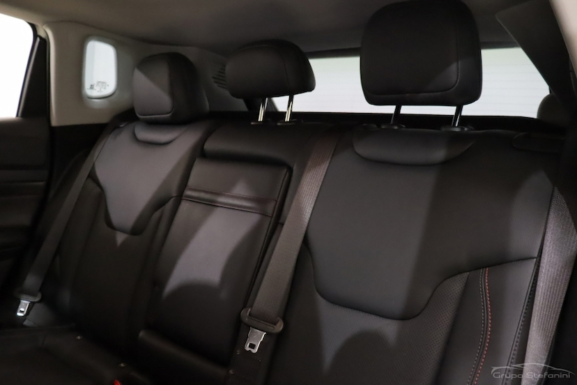 Foto do veículo JEEP COMPASS 2.0 TD350 TURBO DIESEL TRAILHAWK AT9 2022 38.175 KM 157.990,00
