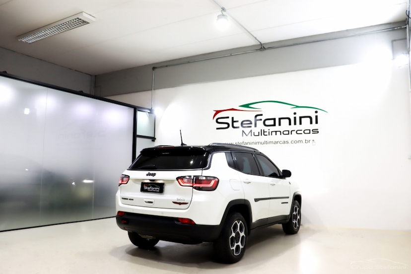 Foto do veículo JEEP COMPASS 2.0 TD350 TURBO DIESEL TRAILHAWK AT9 2022 38.175 KM 157.990,00