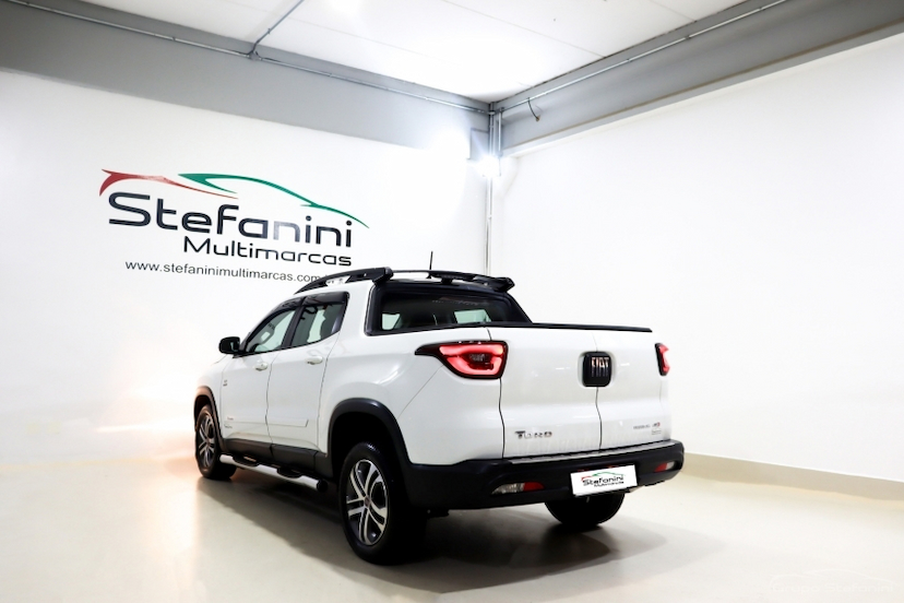 Foto do veículo FIAT TORO 2.4 16V MULTIAIR FLEX FREEDOM AT9 2018 77.628 KM 87.990,00