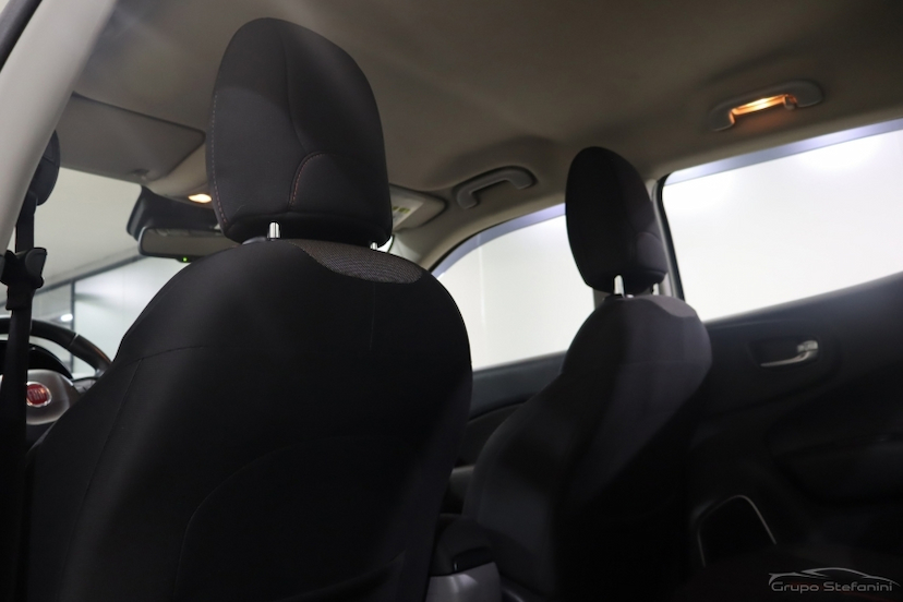 Foto do veículo FIAT TORO 2.4 16V MULTIAIR FLEX FREEDOM AT9 2018 77.628 KM 87.990,00