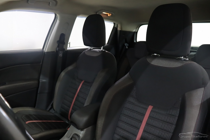 Foto do veículo FIAT TORO 2.4 16V MULTIAIR FLEX FREEDOM AT9 2018 77.628 KM 87.990,00