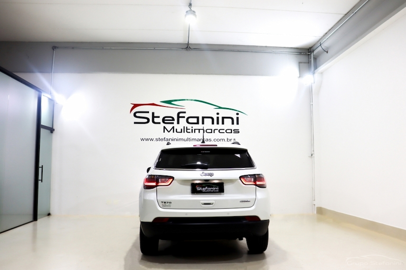 Foto do veículo JEEP COMPASS 1.3 T270 TURBO FLEX LONGITUDE AT6 2024 29.534 KM 157.990,00