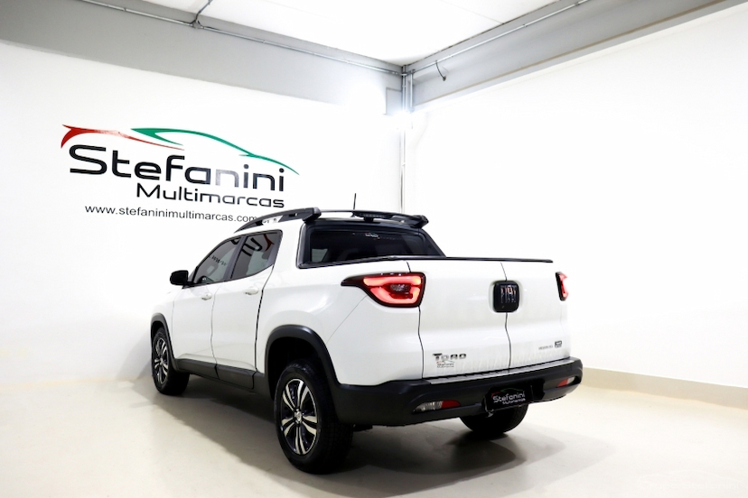 Foto do veículo FIAT TORO 2.0 16V TURBO DIESEL FREEDOM 4WD AT9 2022 77.564 KM 119.990,00