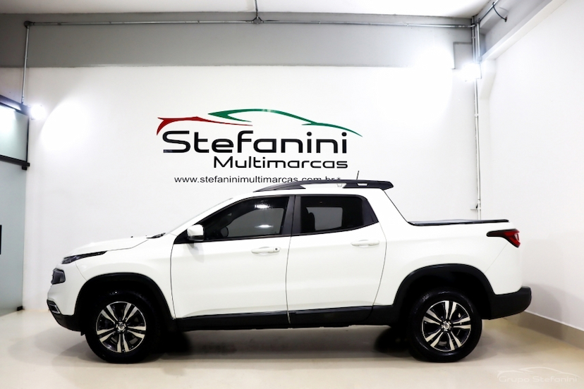 Foto do veículo FIAT TORO 2.0 16V TURBO DIESEL FREEDOM 4WD AT9 2022 77.564 KM 119.990,00