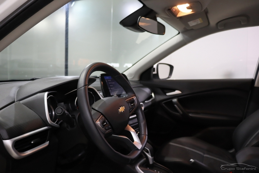 Foto do veículo CHEVROLET TRACKER 1.0 TURBO FLEX LTZ AUTOMÁTICO 2024 15.417 KM 119.990,00