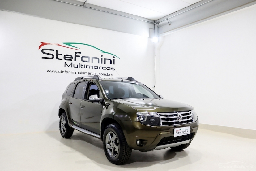 Foto do veículo RENAULT DUSTER 1.6 TECH ROAD 4X2 16V FLEX 4P MANUAL 2014 136.762 KM 53.990,00